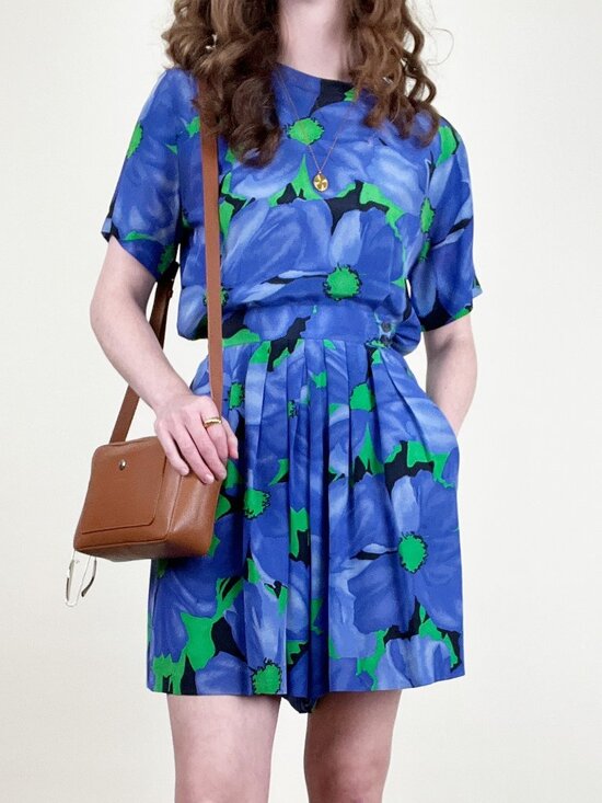 Vintage Dresses & Skirts - Vintage 100% Silk Matching Shorts Blouse Top Shirt Set Floral Print 1980s 1990s